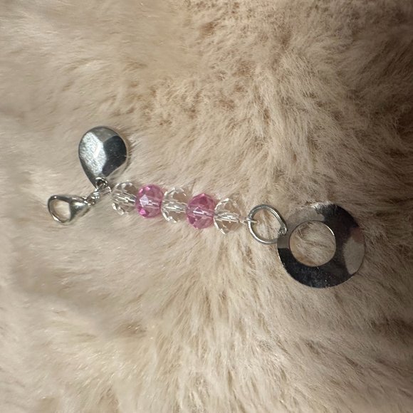 Zipper Pull - Picture 1 of 1